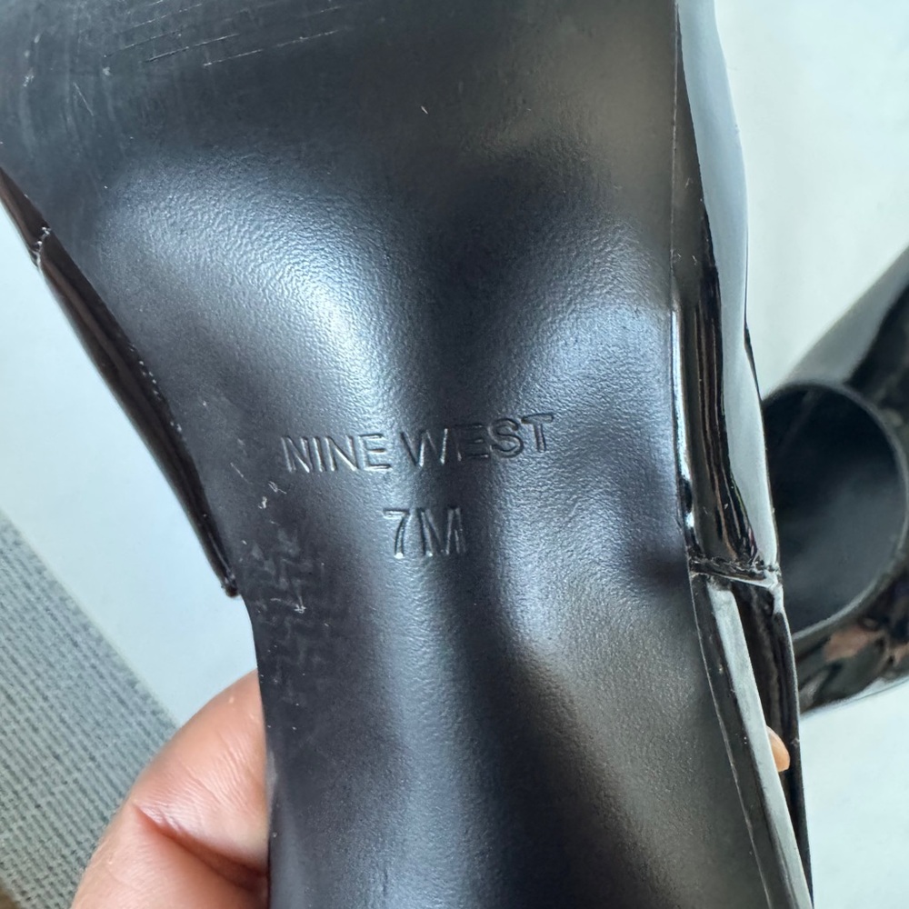 Nine West Black Patent Heels - Picture 6 of 8
